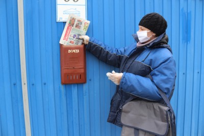 почтальон ОПС «Большевик» Елена